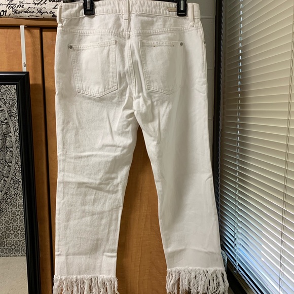Anthropology white jeans - Picture 5 of 5